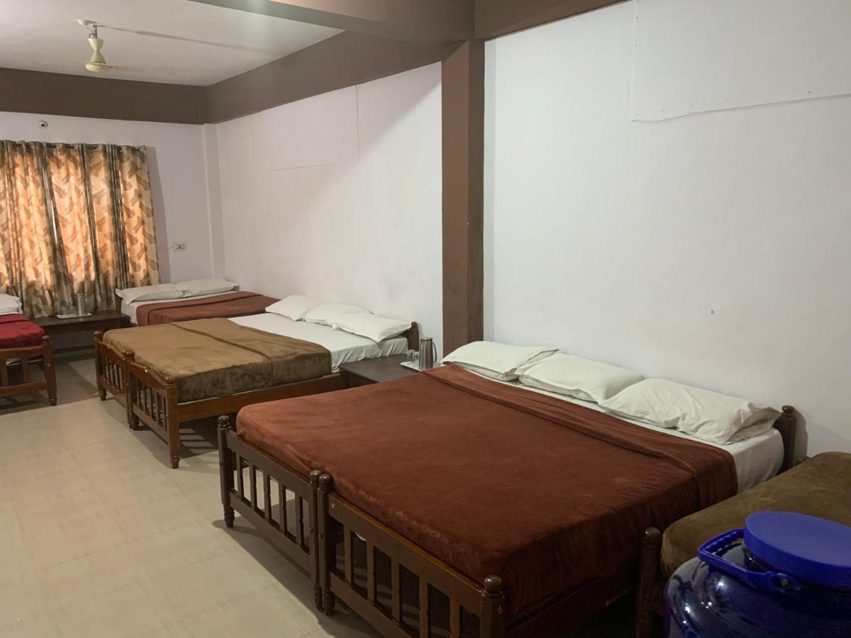 Hotel Caveri Inn Madikeri Eksteriør billede